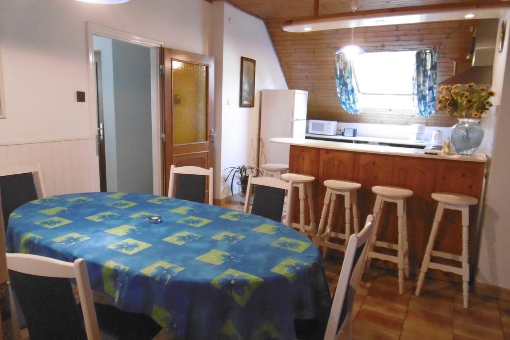 Panorama Vendeghaz Apartment Балатонсепезд Стая снимка