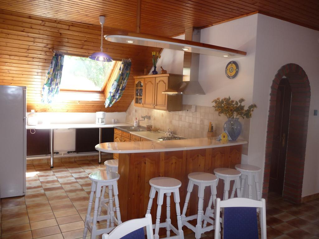 Panorama Vendeghaz Apartment Балатонсепезд Стая снимка